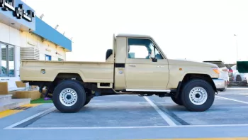 TOYOTA LAND CRUISER LX BASIC OPTION 4.0 V6 2022 EXPORT PRICE