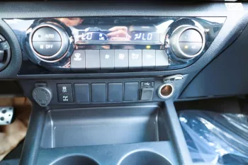 TOYOTA GR SPORTS 4.0