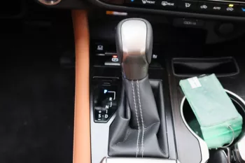 LEXUS RX450h HYBRID 3.5L 2022 GCC SPECS
