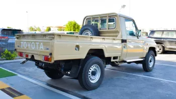 TOYOTA LAND CRUISER LX BASIC OPTION 4.0 V6 2022 EXPORT PRICE