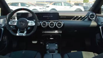 MERCEDES BENZ CLA 35 AMG 2022