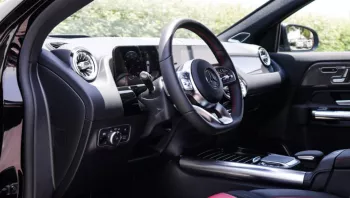 Mercedes GLA200 Black 2021