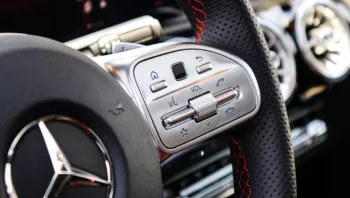 Mercedes GLA200 Black 2021