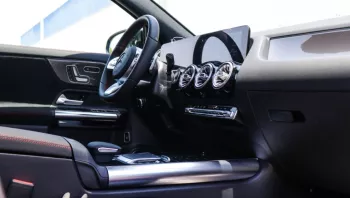 Mercedes GLA200 Black 2021