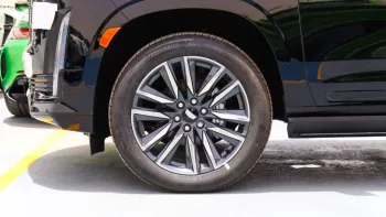 Cadillac Escalade 600 Sport Platinum Black Inside Beige 2022