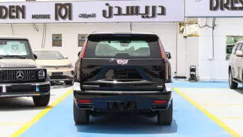 Cadillac Escalade 600 Sport Platinum Black Inside Beige 2022