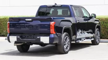 Tundra 2WD Limited Blue Inside Black 2022