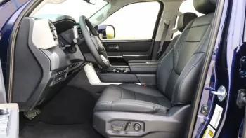 Tundra 2WD Limited Blue Inside Black 2022