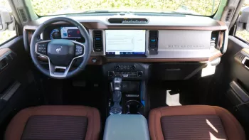 Ford Bronco Outer Bank Soft Top V6 4Doors Black Inside Tan 2022