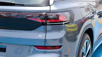 volkswagen Id 6 X Pro Outside Gray Inside White 2022 .