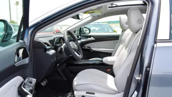 volkswagen Id 6 X Pro Outside Gray Inside White 2022 .
