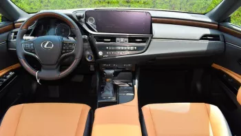 Lexus ES300h Hybrid Outside Titanium Inside Tan 2022.