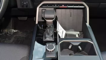 New Tundra 2WD SR5 Crew Max Outside Silver Inside Black 2022.