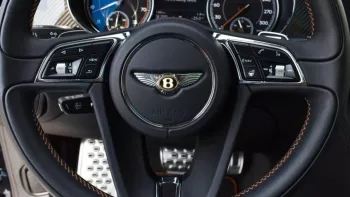 BENTELY BENTAYGA SPEED W12 GREEN-SILVER INSIDE BLACK MODEL 2020.