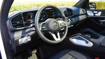 MERCEDES BENZ GLE350 4MATIC WHITE BLACK MODEL 2022.