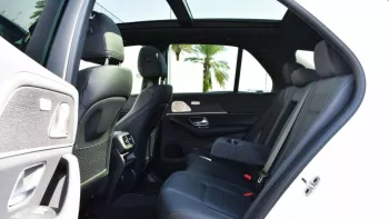 MERCEDES BENZ GLE350 4MATIC WHITE BLACK MODEL 2022.