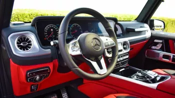 Mercedes Benz G500 OUTSIDE Black INSIDE Red MODEL 2022.