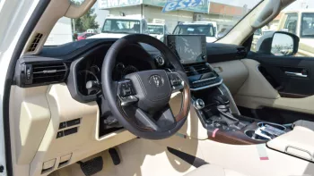 Toyota LC300 3.3Ltr. GXR 2022 Model