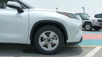 TOYOTA HIGHLANDER 2.5Ltr. GL 2022 Model