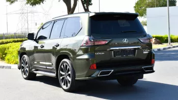 LEXUS LX 570 S BLACK EDITION 2021