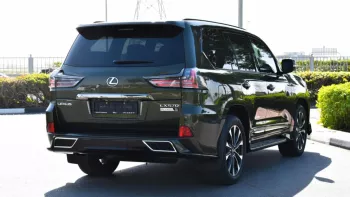 LEXUS LX 570 S BLACK EDITION 2021