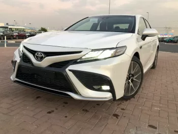TOYOTA CAMERY SE V6 2023