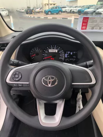 TOYOTA YARIS 2023 1.5L