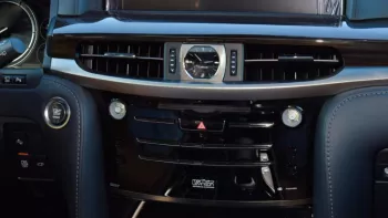 LEXUS LX 570 BLACK EDITION S 2021