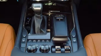 LEXUS LX 570 BLACK EDITION S 2021