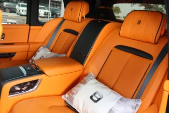 Rolls Royce / Cullinan / 2019 / v12 / VIP Seats