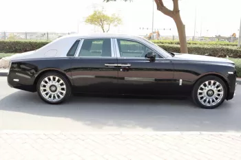 ROLLS ROYCE / PHANTOM / 2019 / 25000 Kms / Special Colour