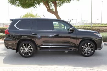 LEXUS / LX570 / 2020 / GCC / FULL OPTION