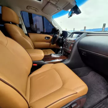 Nissan patrool v8 LE 2017