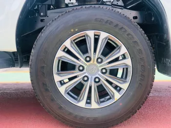 Hilux 2022 GCC spec full options petrol