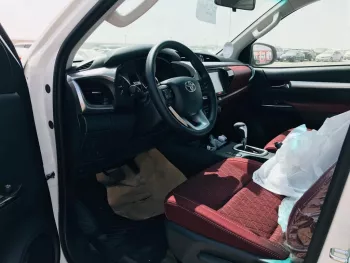 Hilux 2022 GCC spec full options petro automatic