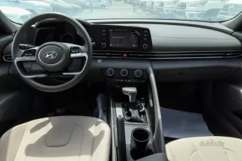 HYUNDAI ELANTRA 2022