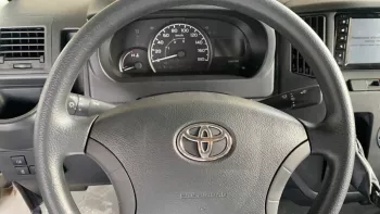 TOYOTA LITE ACE VAN 2023