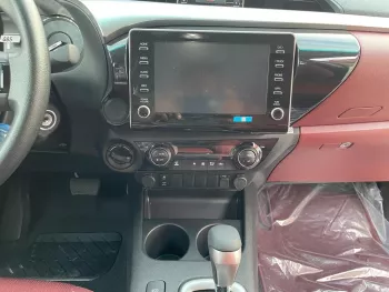 TOYOTA HILUX 2.4L DSL 2022 AT