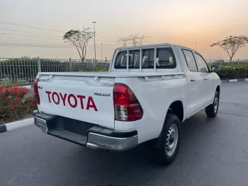 TOYOTA HILUX 2.4L 4WD 4DOORS 2021