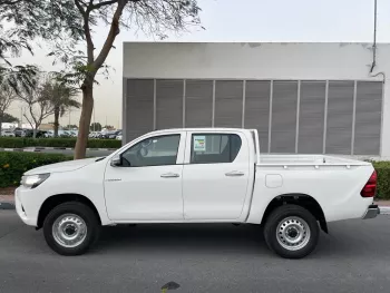 TOYOTA HILUX 2.4L 4WD 4DOORS 2021