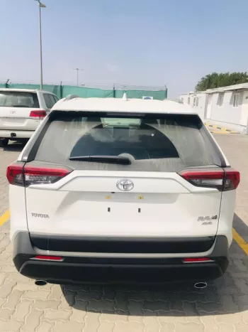 TOYOTA RAV4 2.5L 4X4 MID OPTION 2022