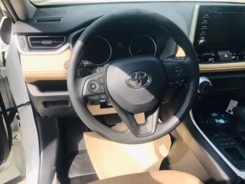 TOYOTA RAV4 2.5L 4X4 MID OPTION 2022