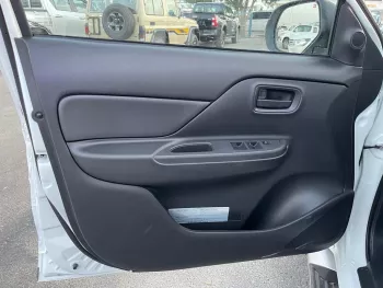 MITSUBISHI L200 DSL 4X4 DOUBLE CABIN 2022