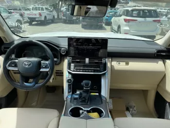 TOYOTA LAND CRUISER VX 3.3L DSL 2022