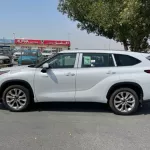 TOYOTA HIGHLANDER 2.5L AWD 2022 - Thumbnail 4