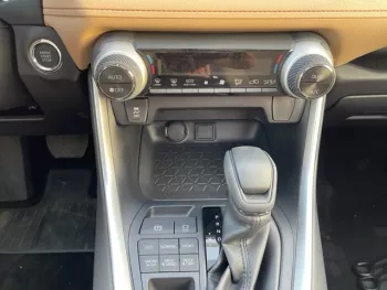 TOYOTA RAV4 2.0L 4X4 A/T 2022MY