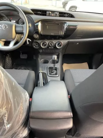 TOYOTA HILUX 2.4L DC 4X4 AT BASIC MY2022