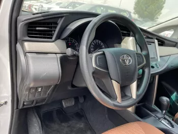 TOYOTA INNOVA 2.7L AT MY2021