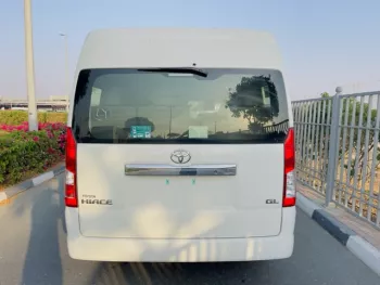 TOYOTA HIACE 3.5L GL AT