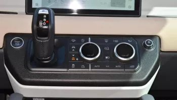 Land Rover defender 2021